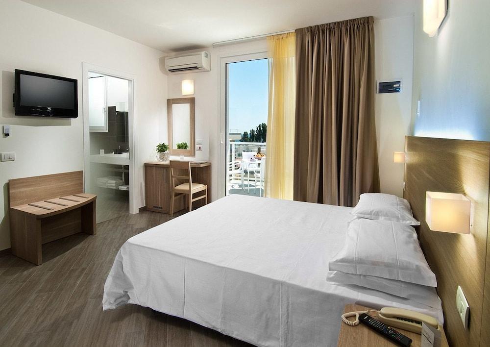 Hotel Atlantic & Spa Габичче-Маре Экстерьер фото